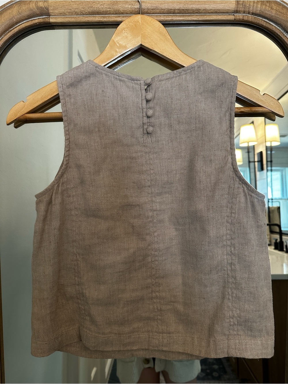 Banana Republic Light Taupe Sleeveless Linen Blend Top - Picture 5 of 8